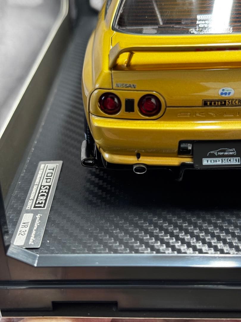 絶版希少 TOP SECRET GT-R (VR32) Gold