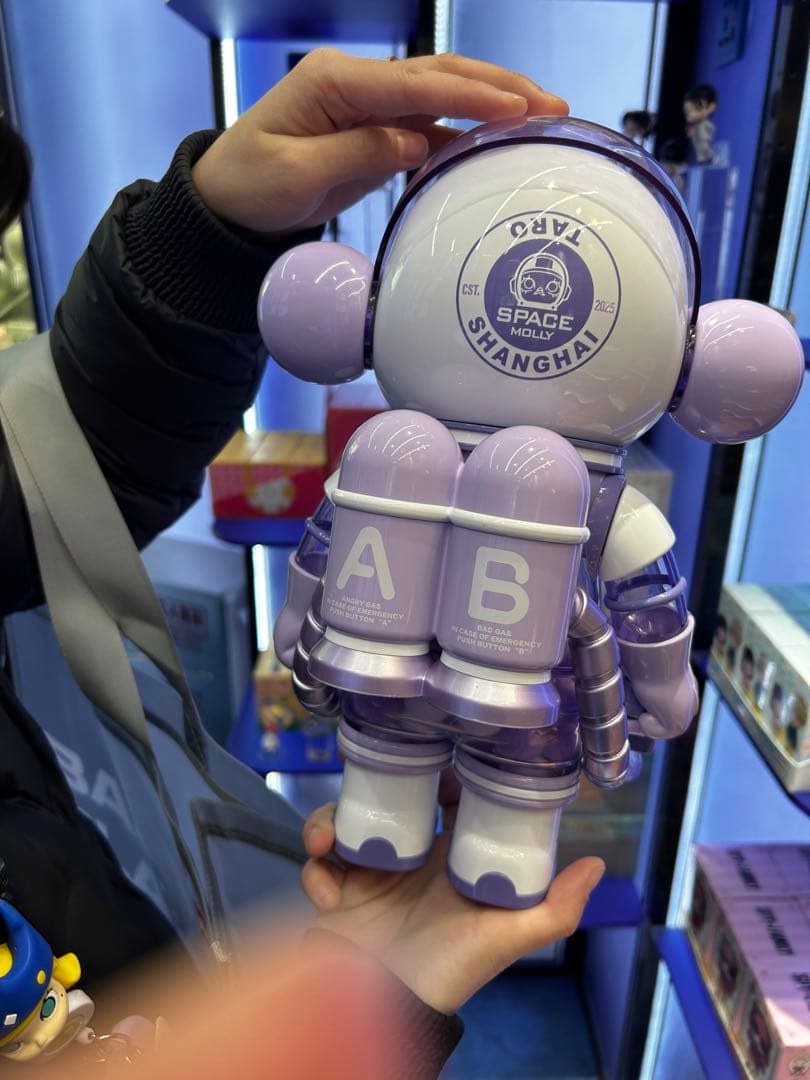 上海限定MEGA MOLLY 400% 【未開封】