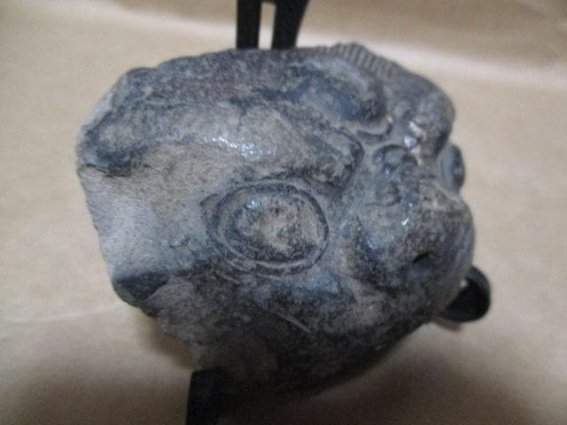 縄文　土面　Q77-3