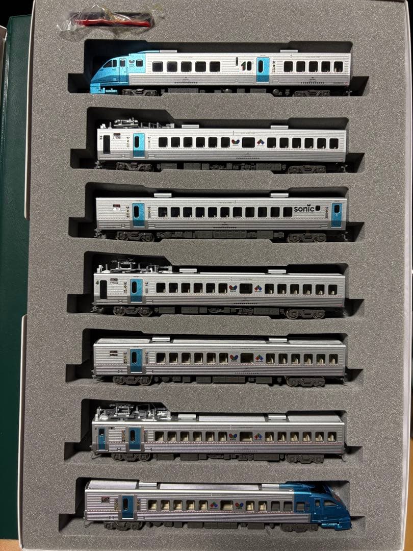 ゆ*り様 KATO 10-439 883系ソニック7両セット