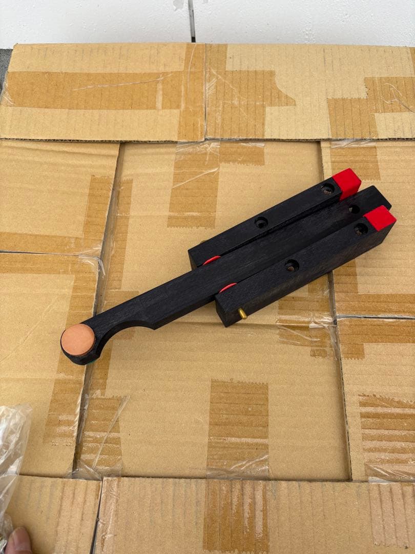 グランドピアノ　ソステヌートペダル部品　2本ペダルから3本ペダルへ　調律