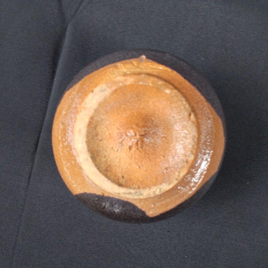 唐津焼　西岡良弘　氏作　黒唐津湯呑み茶碗　湯呑み茶碗