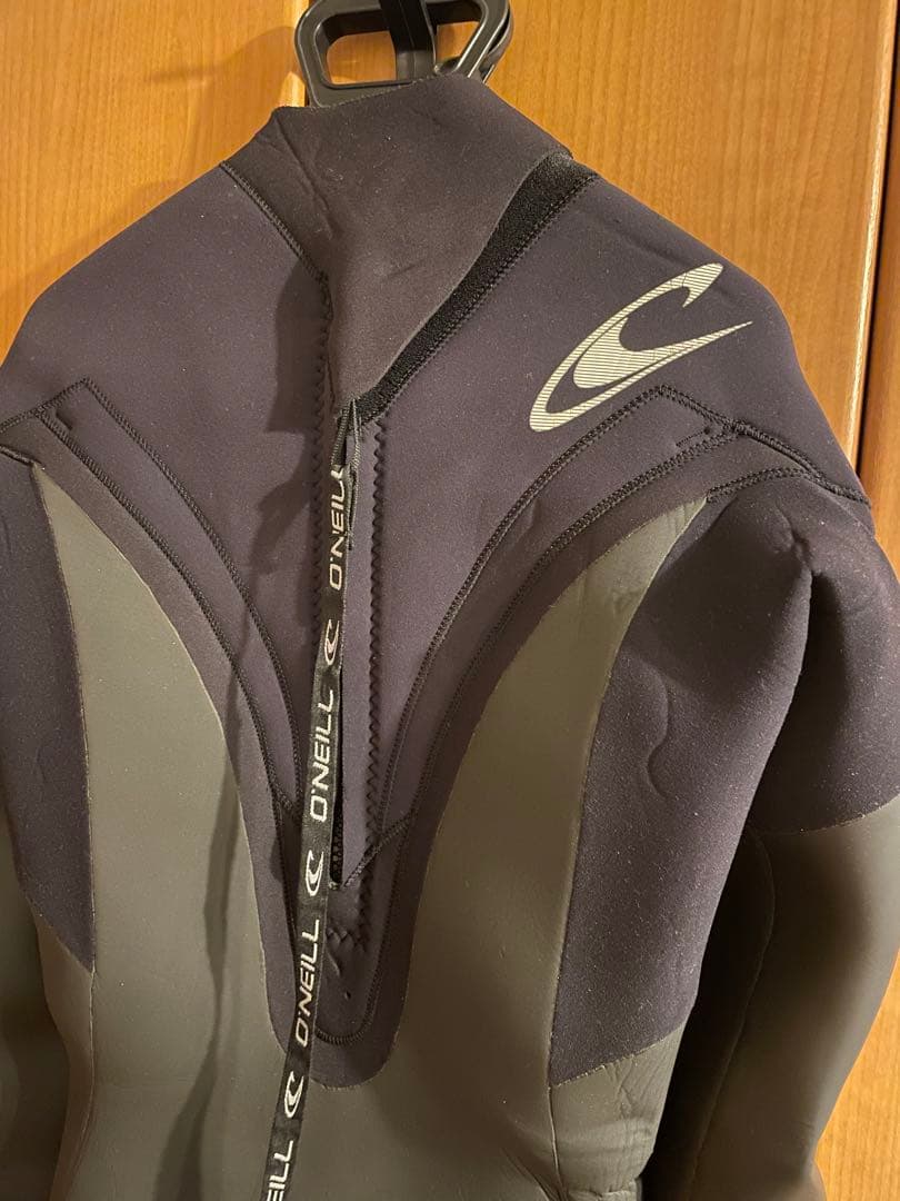 【お値下げ‼︎】オニール　ウェットスーツ
