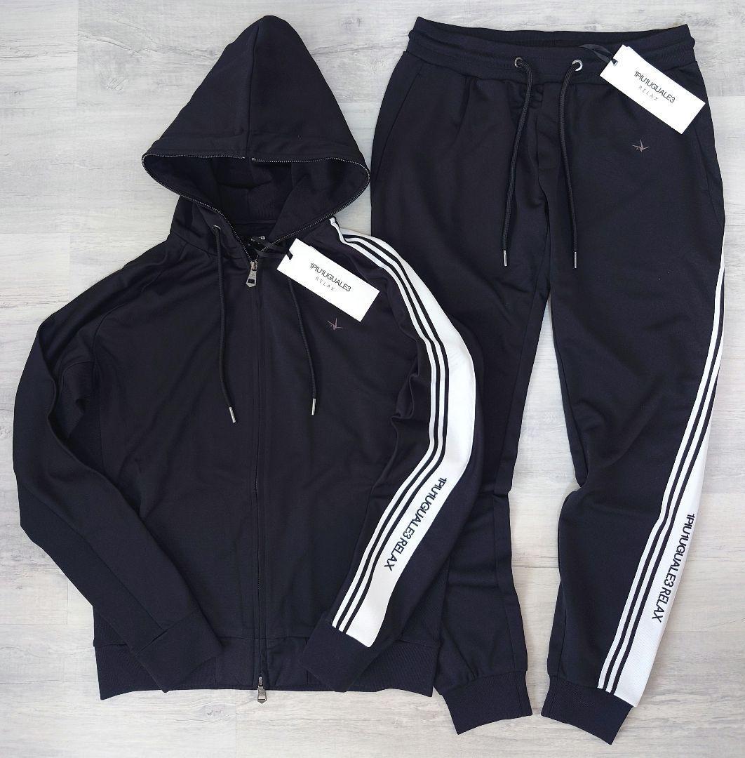 新品Lサイズ セットアップ ラインロゴ ウノピゥウノウグァーレトレ リラックス