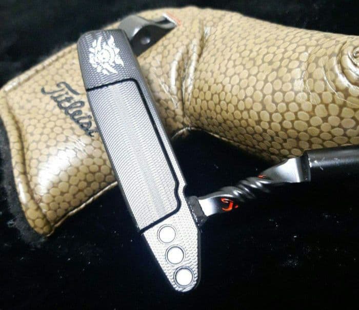 タイトリスト　スコッティキャメロン　モンスタースカル　ツイストネック　パター