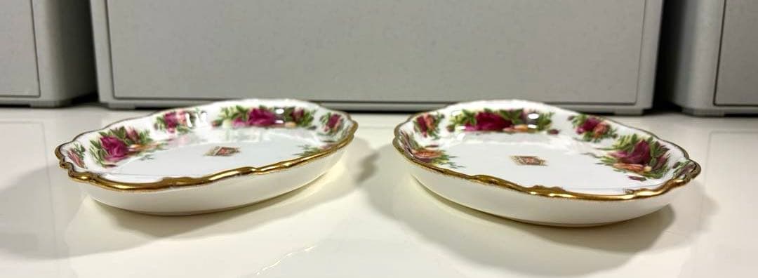 ビンテージ❤︎ロイヤルアルバート❤︎オールドカントリーローズ❤︎薔薇柄❤︎楕円形皿❤︎2枚