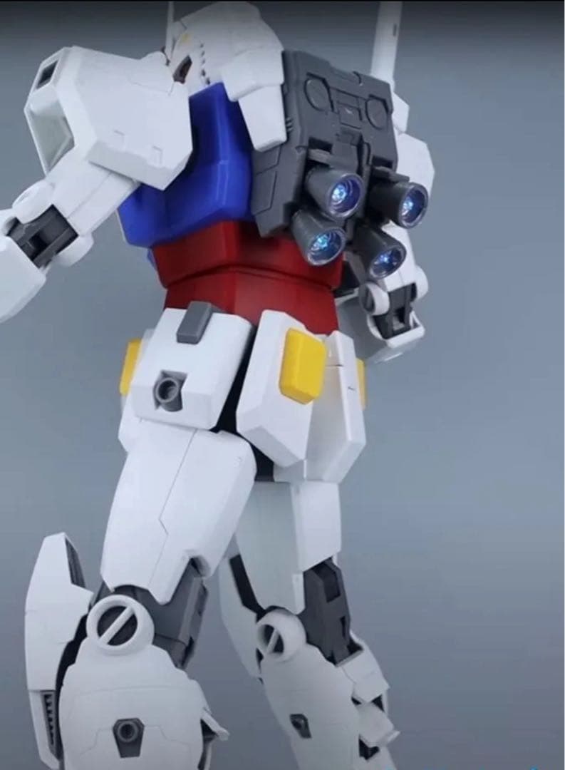 1/35 RX-78-2 ガンダム 水転写デカール付き 発光ユニット付き