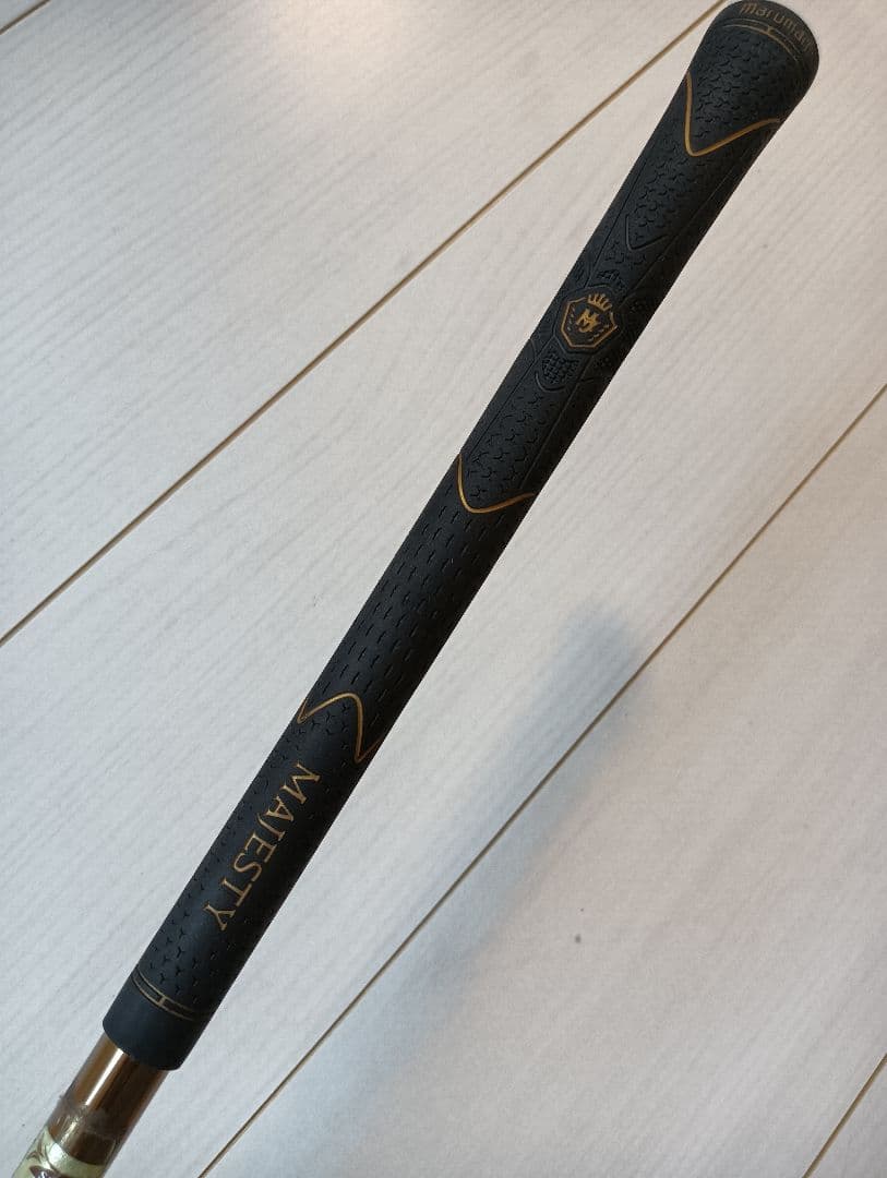 マジェスティ　プレスタジオ　LV720　ドライバー ヘッドカバー付き