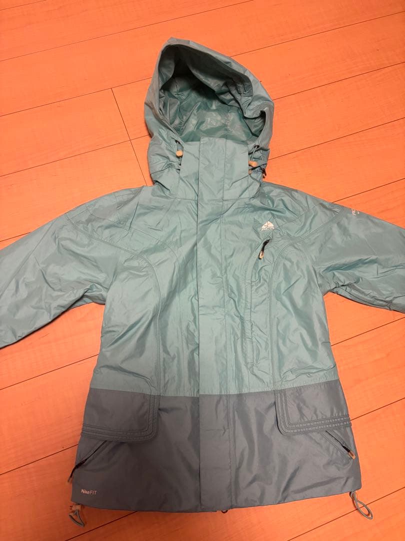 NIKE ACG スキーウェア　スノーボードウェア