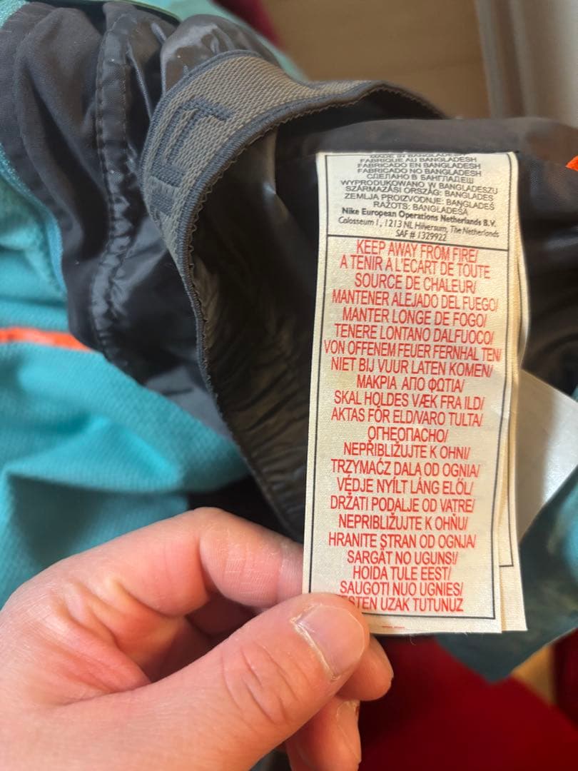 NIKE ACG スキーウェア　スノーボードウェア