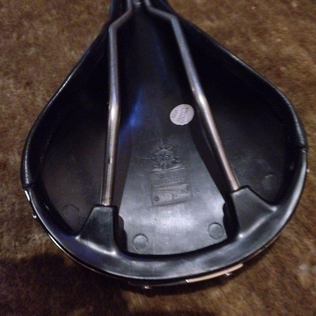 K*P様 SELLE SAN MARCO ROLLS チタン　ブラックサドル