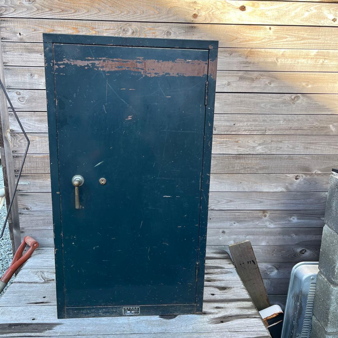 1960Sヴィンテージスチールキャビネット