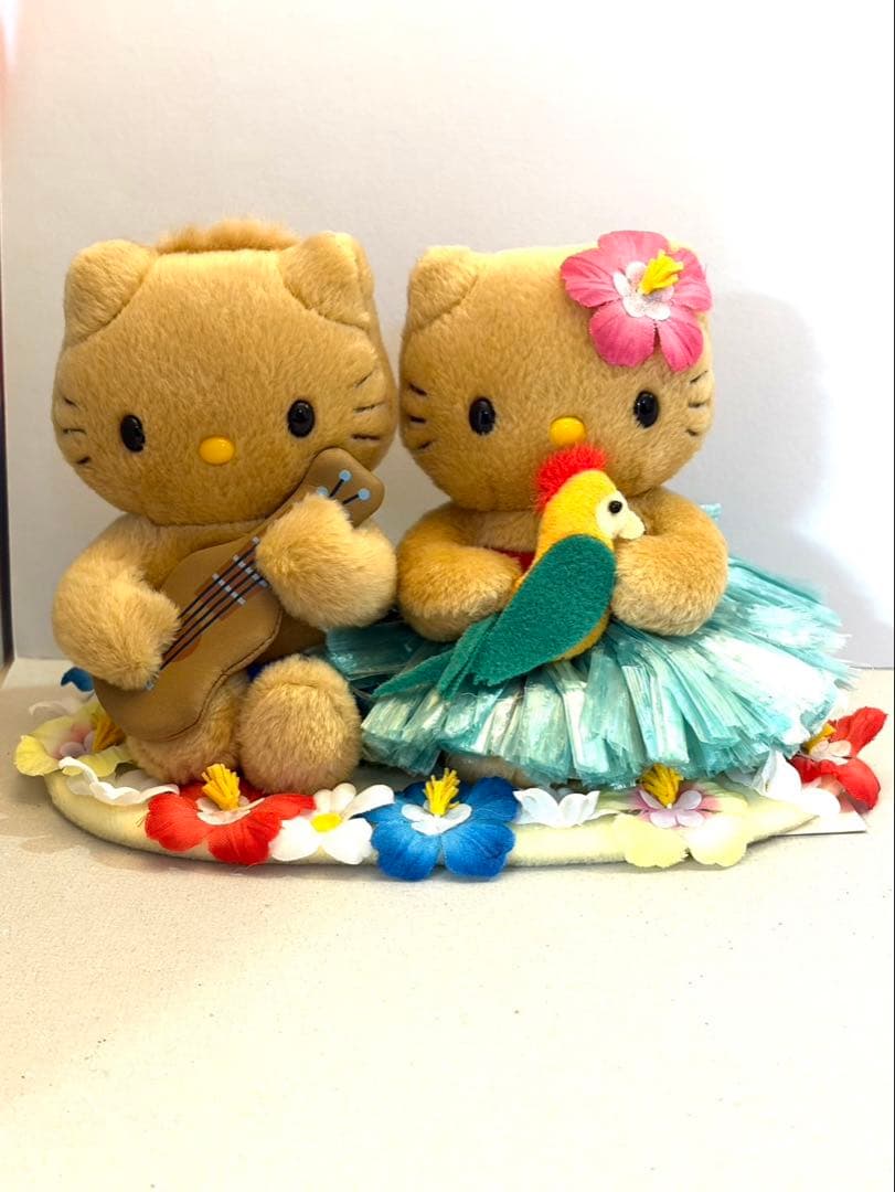 【タグ付き】ハローキティ ダニエルペアドールハワイSぬいぐるみ　日焼けキティ