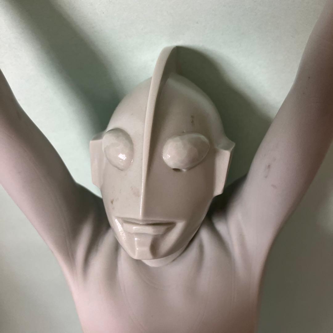 帰ってきたウルトラマン フィギュア飛行ポーズ