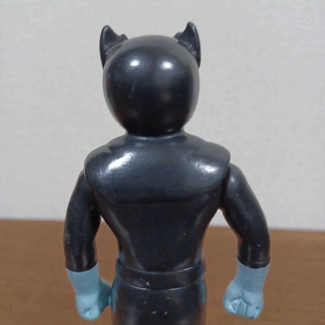 無版権　パチもの　「仮面ライダーストロンガー」風のソフ ビフィギュア