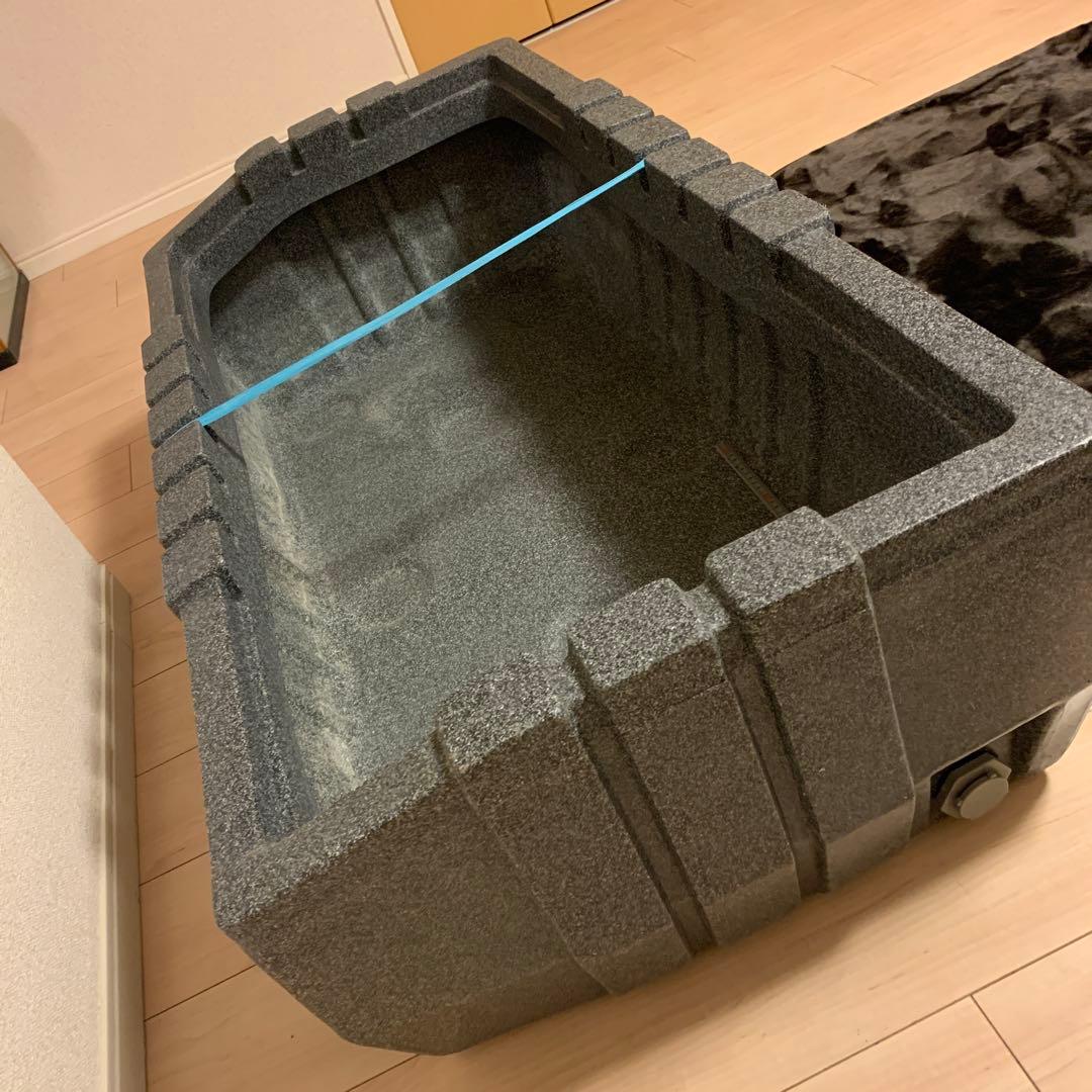 プラ池　人工池　水槽 グレー