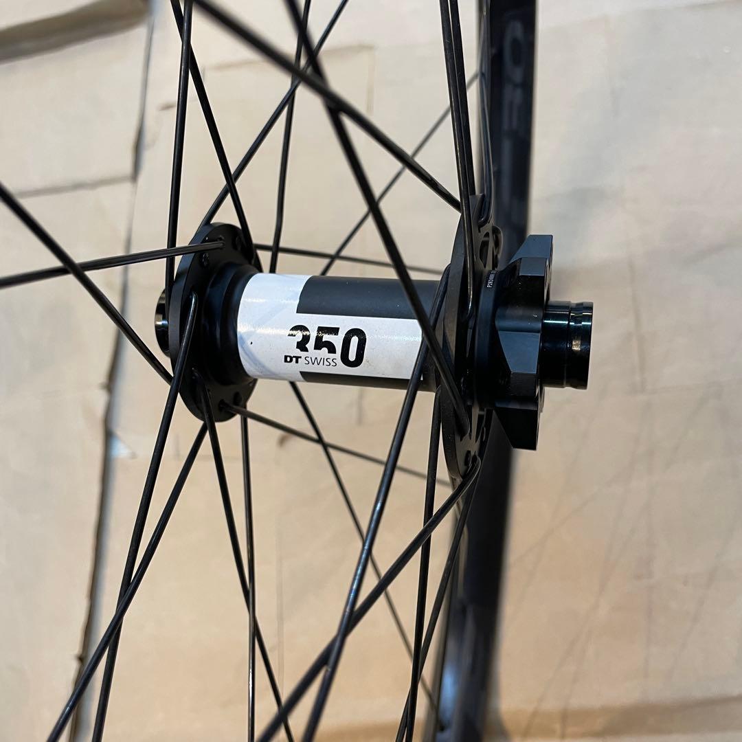 29” BOOST ホイールRACEFACExDT SWISS 350 28H