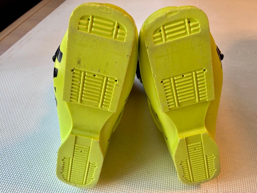 ROSSIGNOL スキー ブーツ イエローDEMO