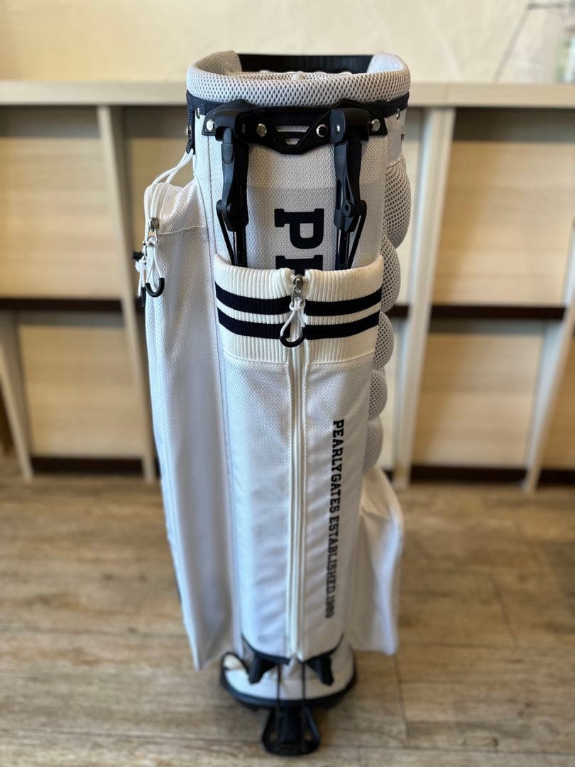 パーリーゲイツスタンドキャディバッグ　ホワイト　軽量