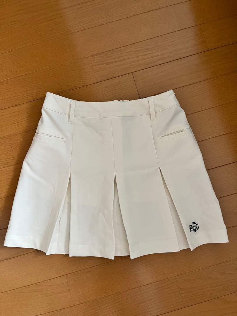 Pacific golf club ホワイト プリーツスカート