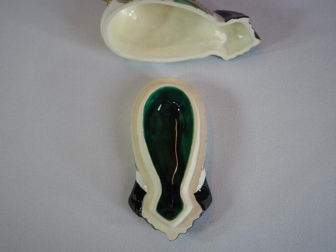 17代永樂善五郎造（而全）『鶏香合』 (共箱)　千家十職