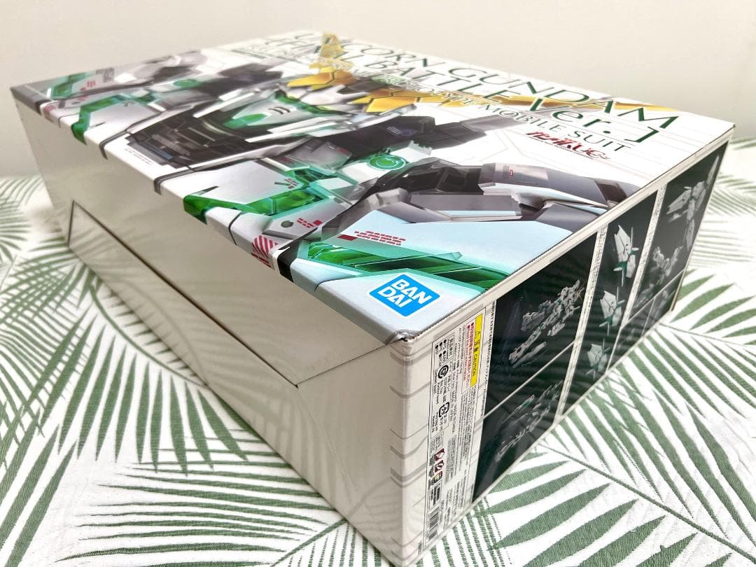 【新品・未組立】ＰＧ 1/60 RX-0 ユニコーンガンダム（最終決戦Ｖｅｒ．）