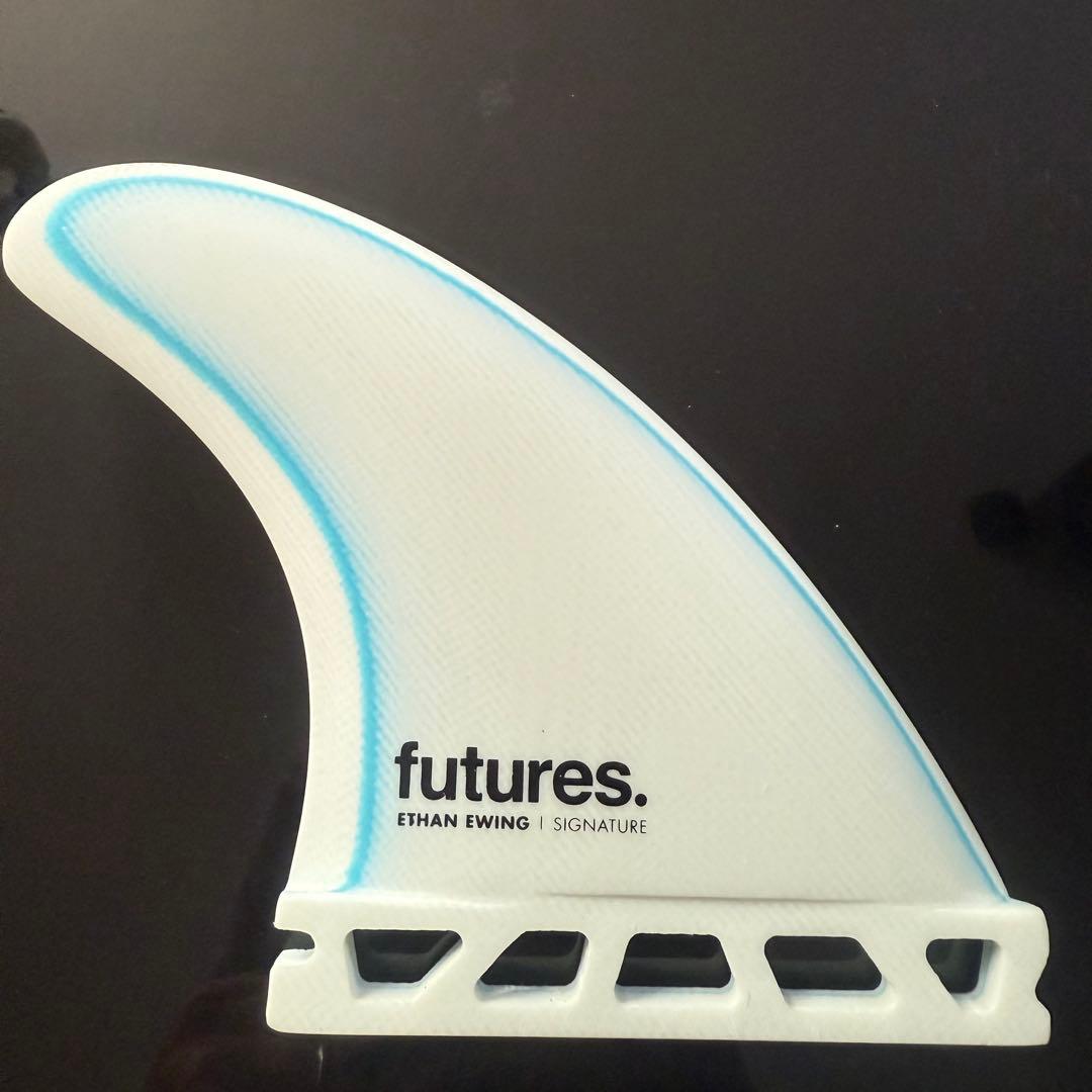 試乗のみ美品 フューチャー イーサン futures Ethan Ewing M