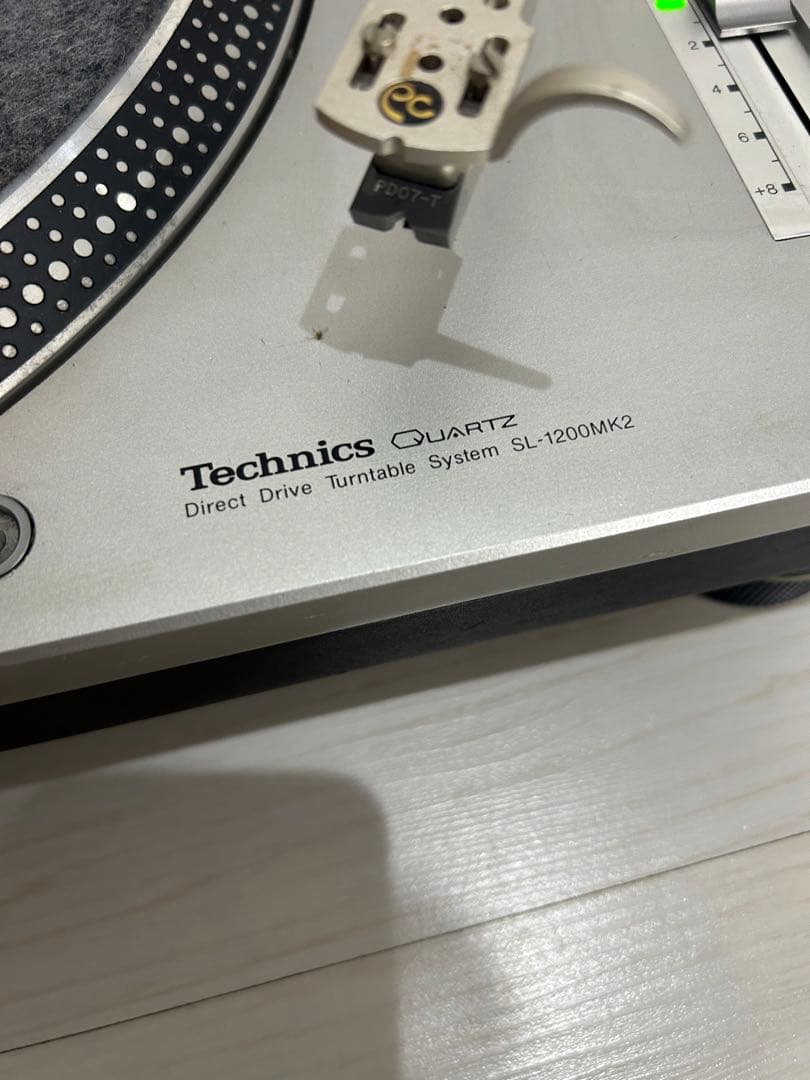 テクニクス SL-1200 MK2 ターンテーブル