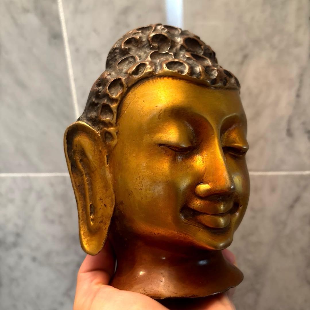 チベットアンティーク平和的なお顔で全てを見通すような瞳の仏頭　仏像涅槃
