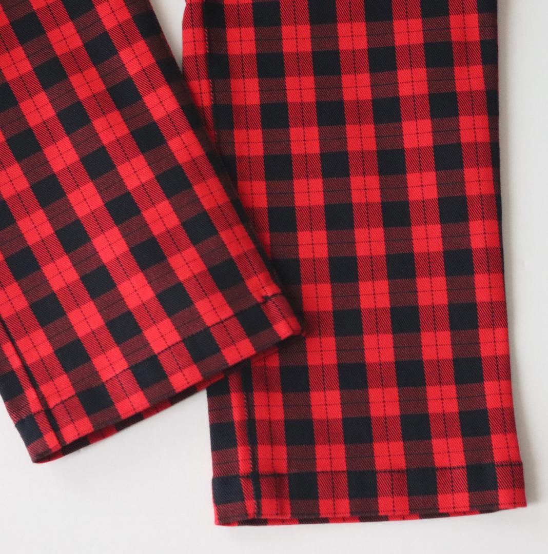 新品【パーリーゲイツ】ロゴ刺繍 ハイパーストレッチ ゴルフパンツ 4(w78 )