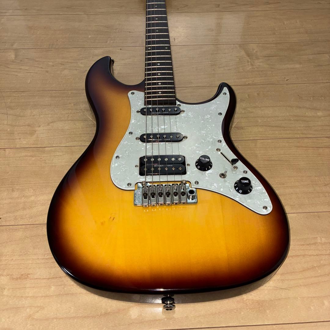 調整済み　いい音　Elioth S305 上位機種　ストラトキャスタータイプ