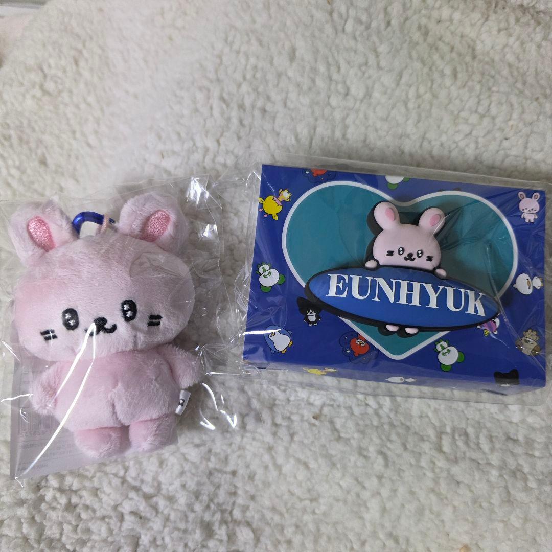 SUPERJUNIOR SS10 ウニョク ペンラ　アクセサリー ぬいぐるみ