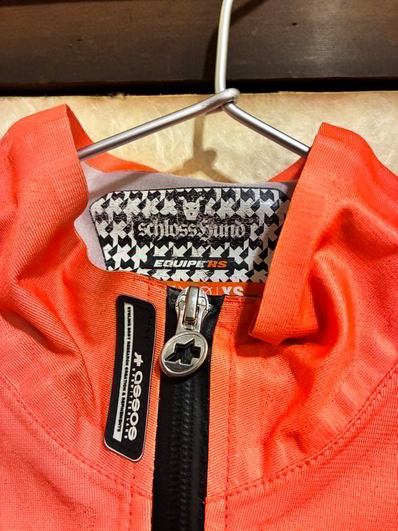 アソス EQUIPE RS Rain Jacket Schlosshund