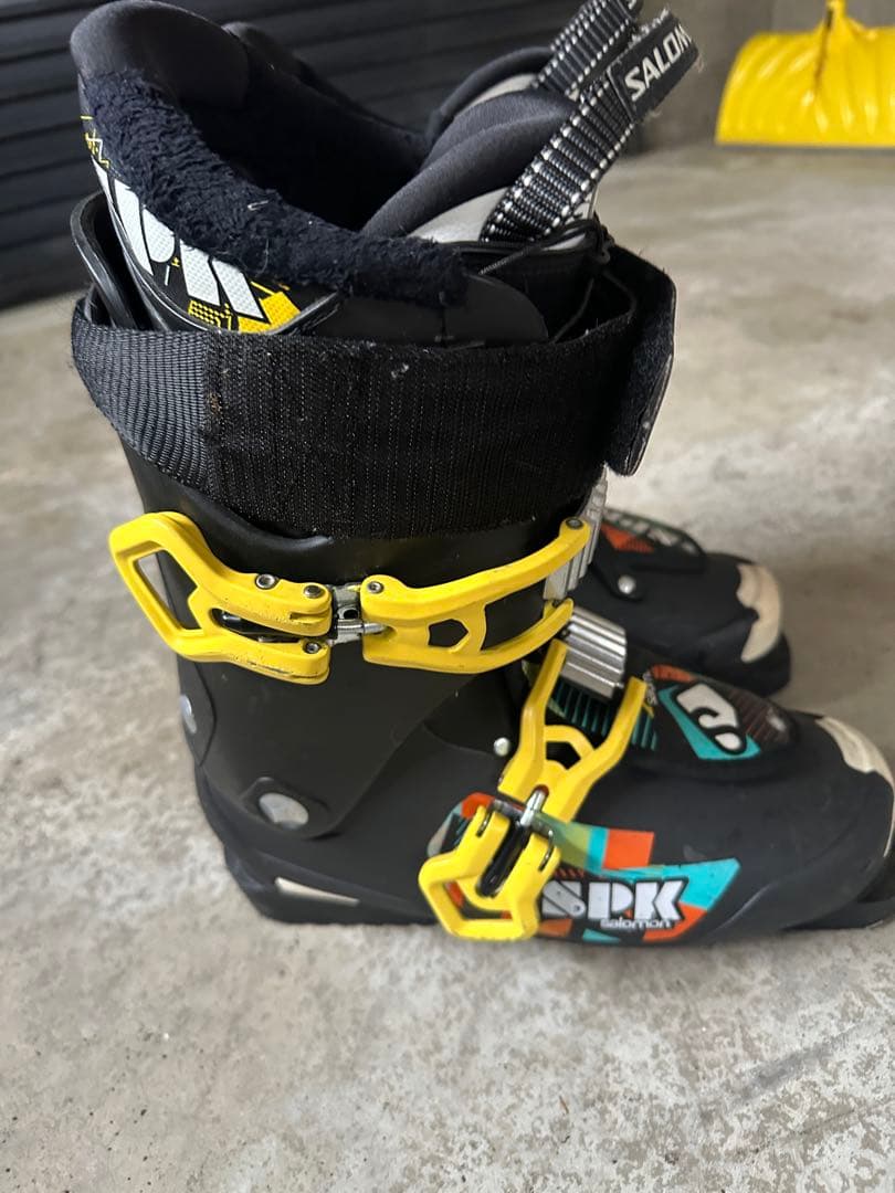 Salomon SPK フリースタイル用ブーツ27cm〜27.5cm