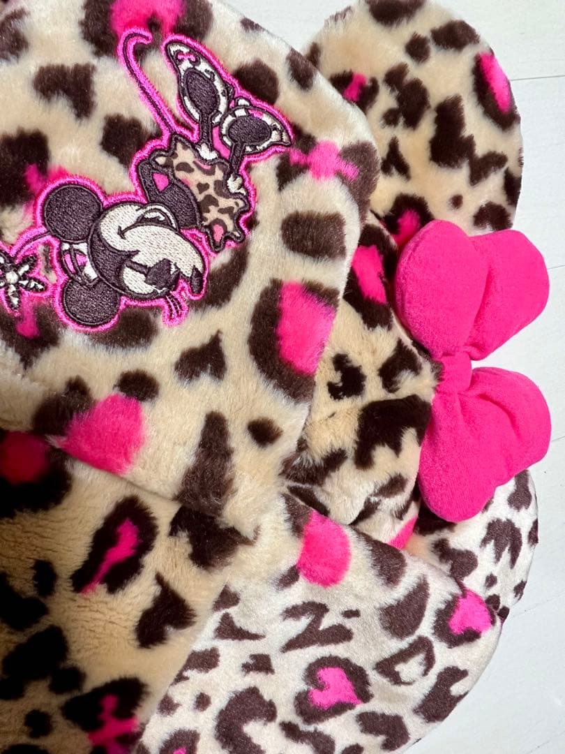 ミニーマウス ヒョウ柄マフラーファンキャップ