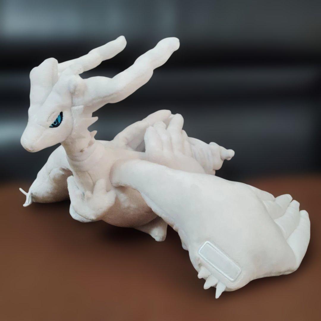 ポケモン★♥レシラム♥★ぬいぐるみ★三英貿易★Sサイズ