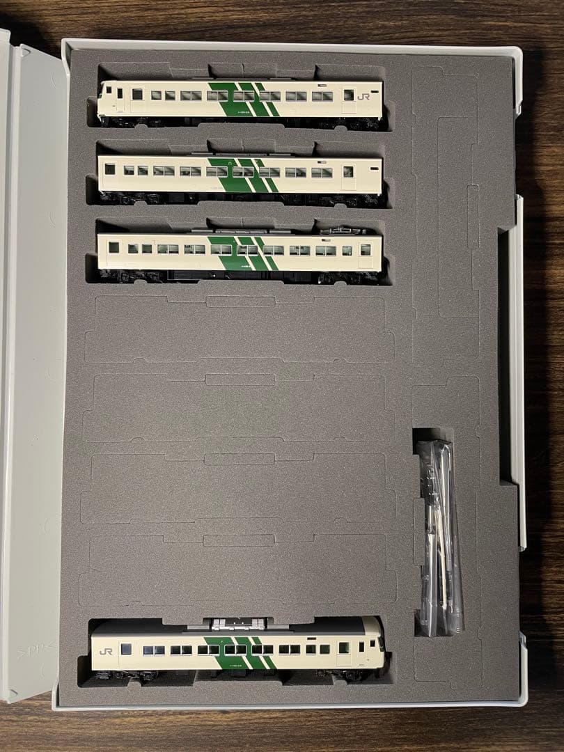 TOMIX 98881 JR 185-200系特急電車（B7編成・強化スカート)