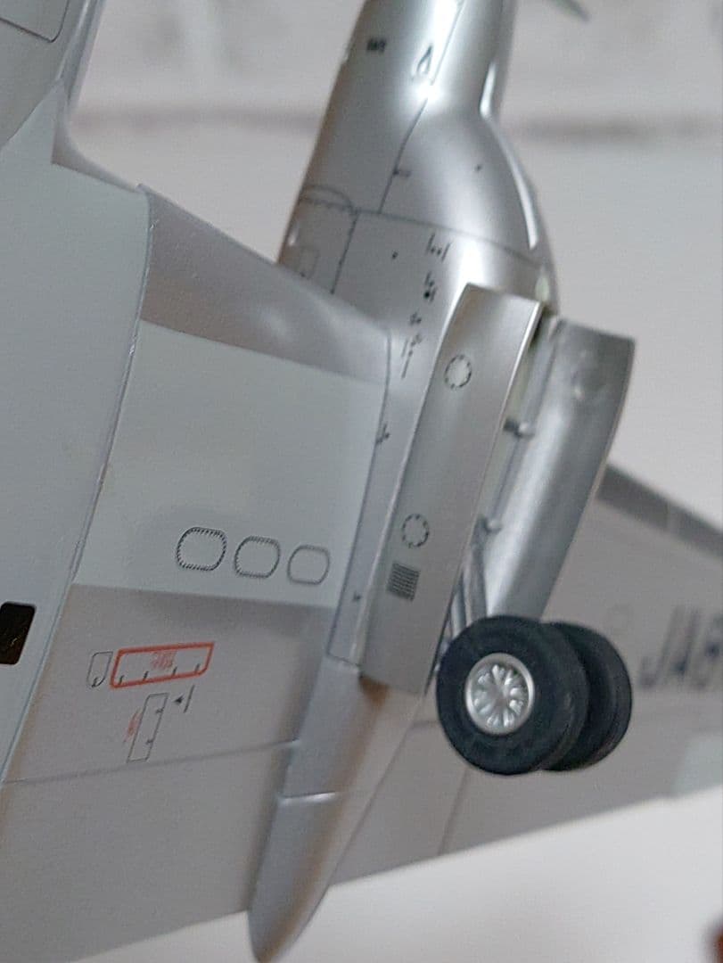 全日空商事　1/72　全日空　YS-11A　モヒカン塗装