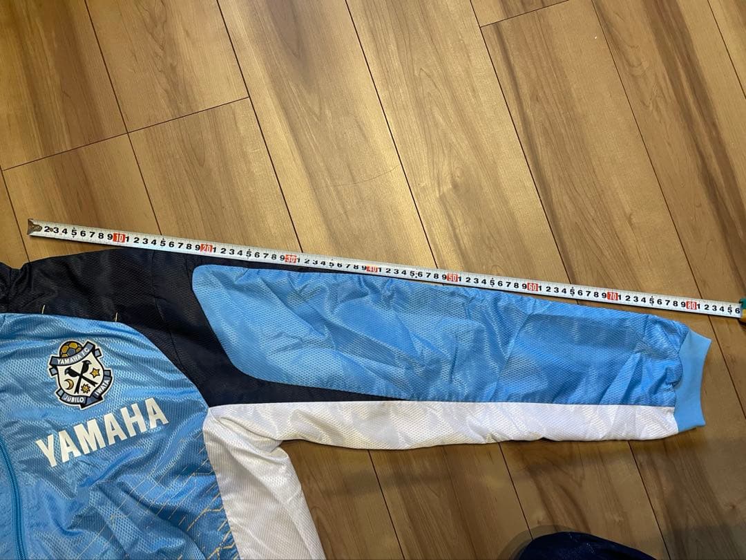 ジュビロ磐田ウインドブレーカーセットアップ上下XOサイズ