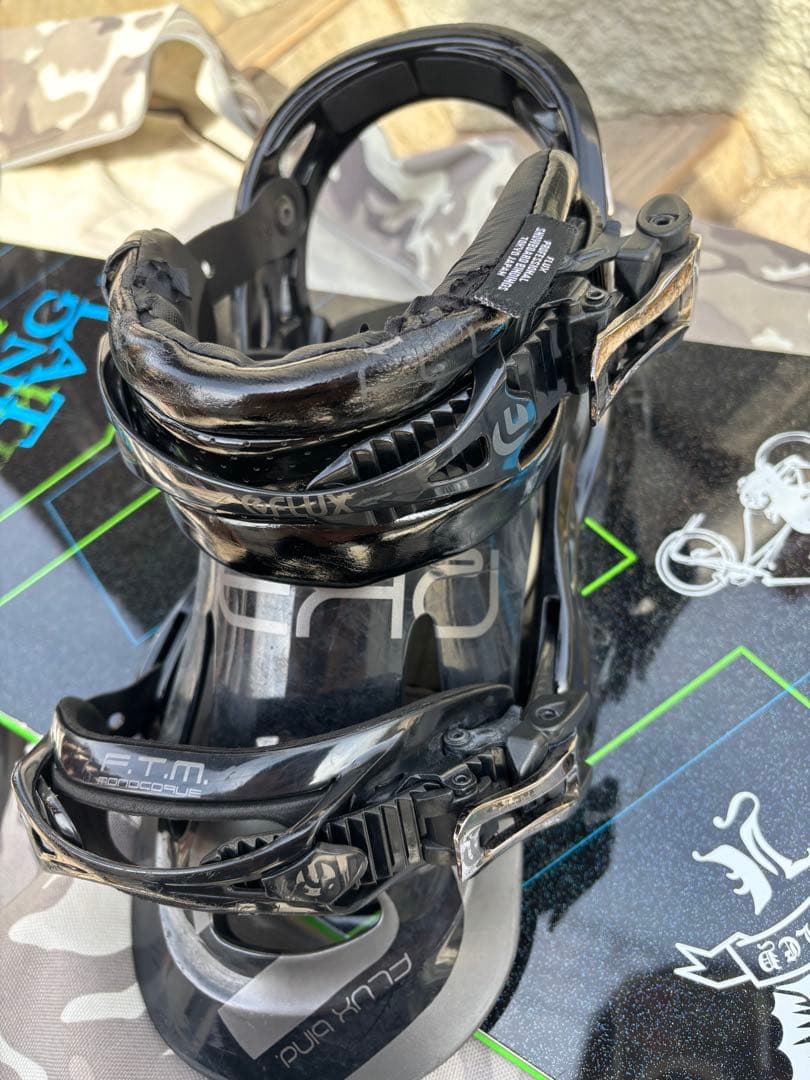 011 スノーボード 迷彩ケース付き