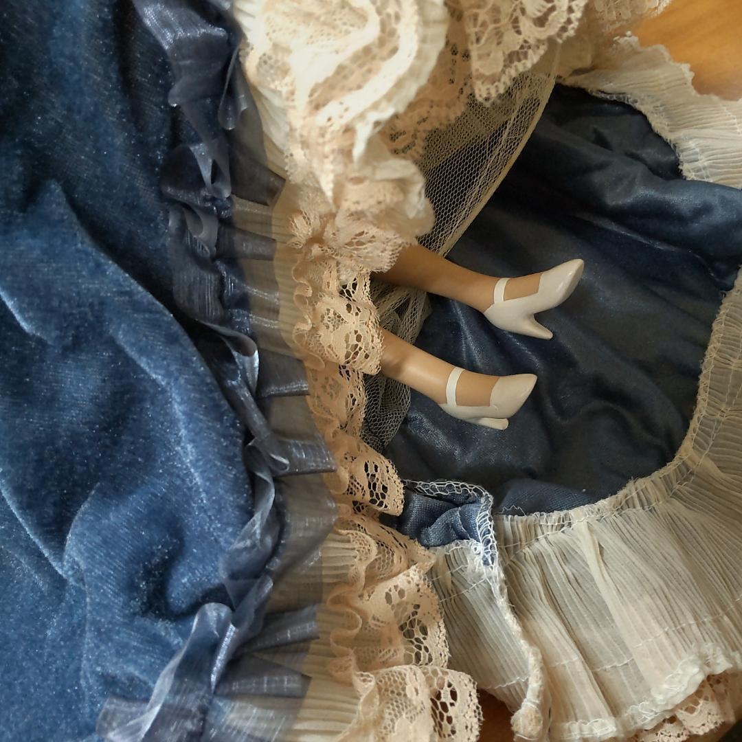 ファッションドール　西洋人形　アンティーク風　ドール