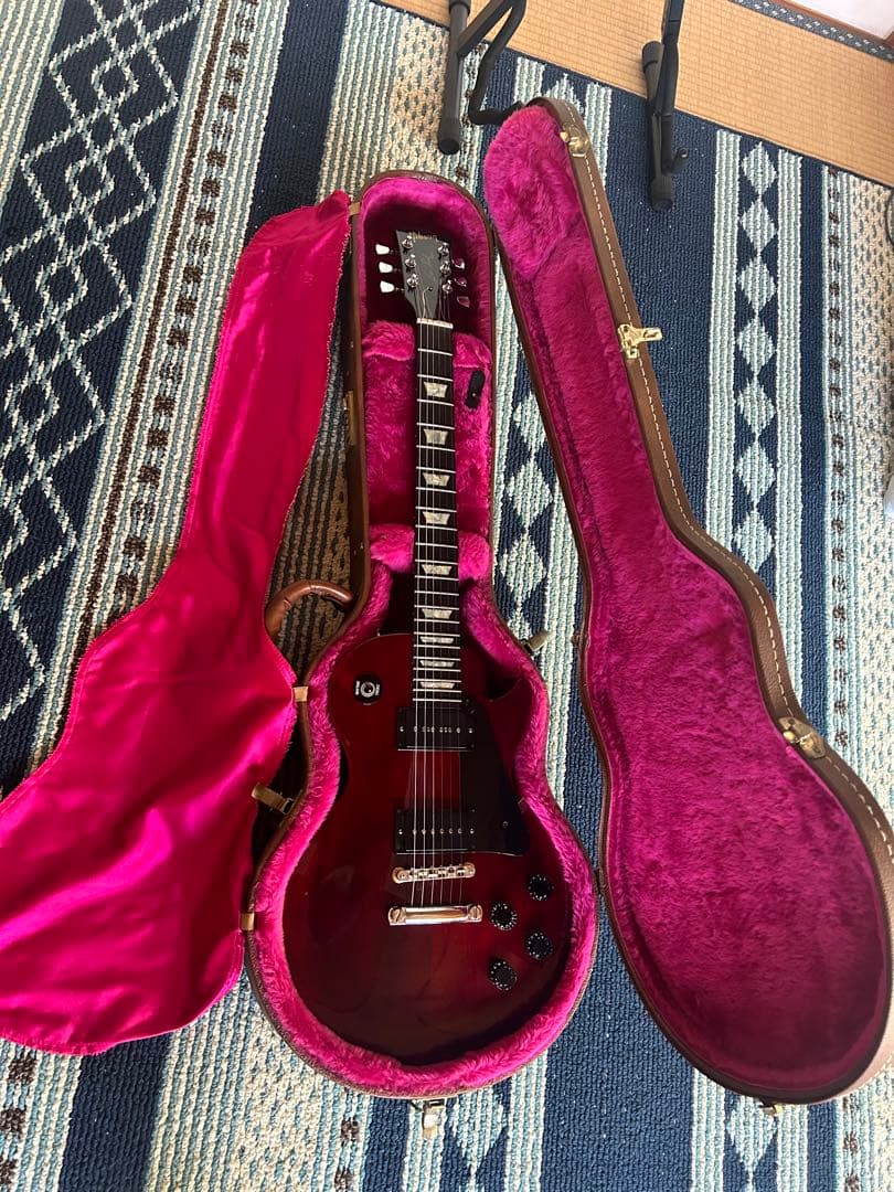 Gibson Les Paul 赤 エレキギター ハードケース付き　アメリカ製