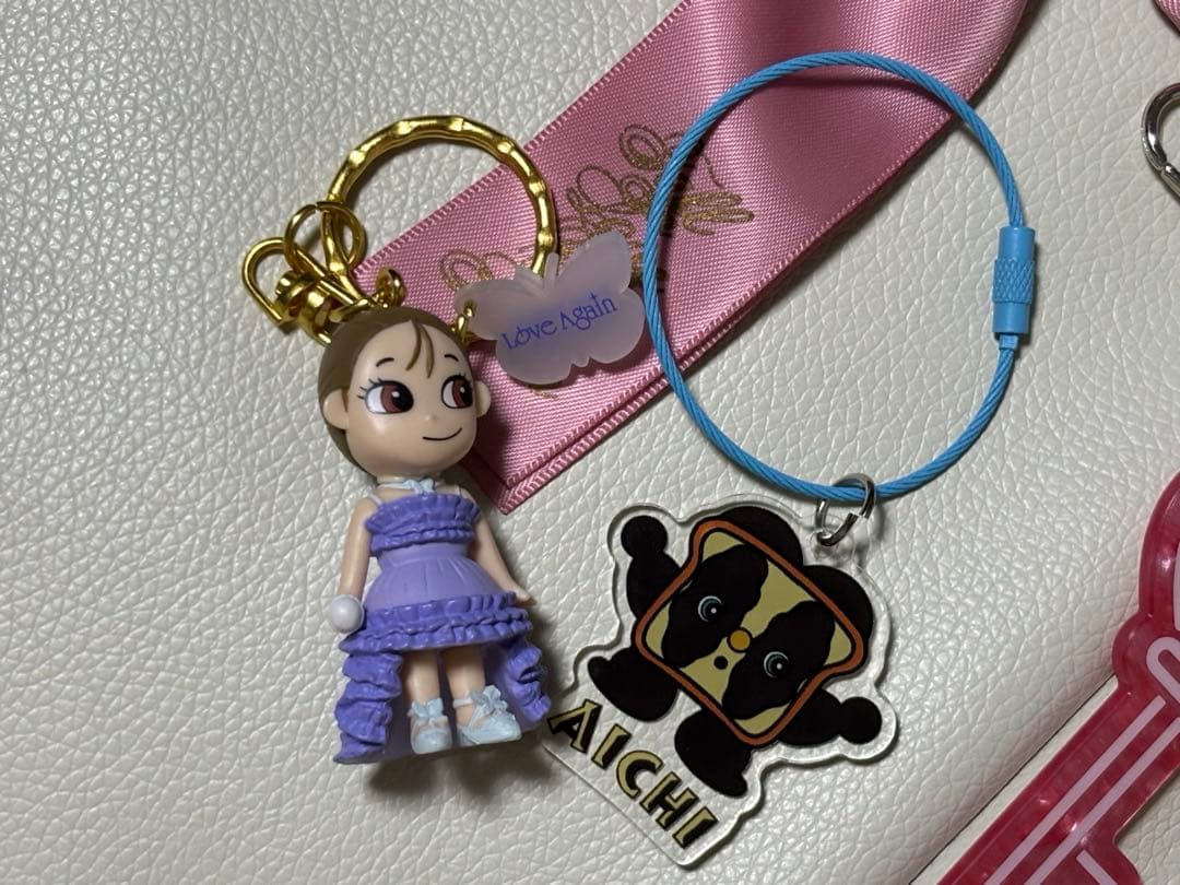 西野カナキーホルダー　ヘアゴム