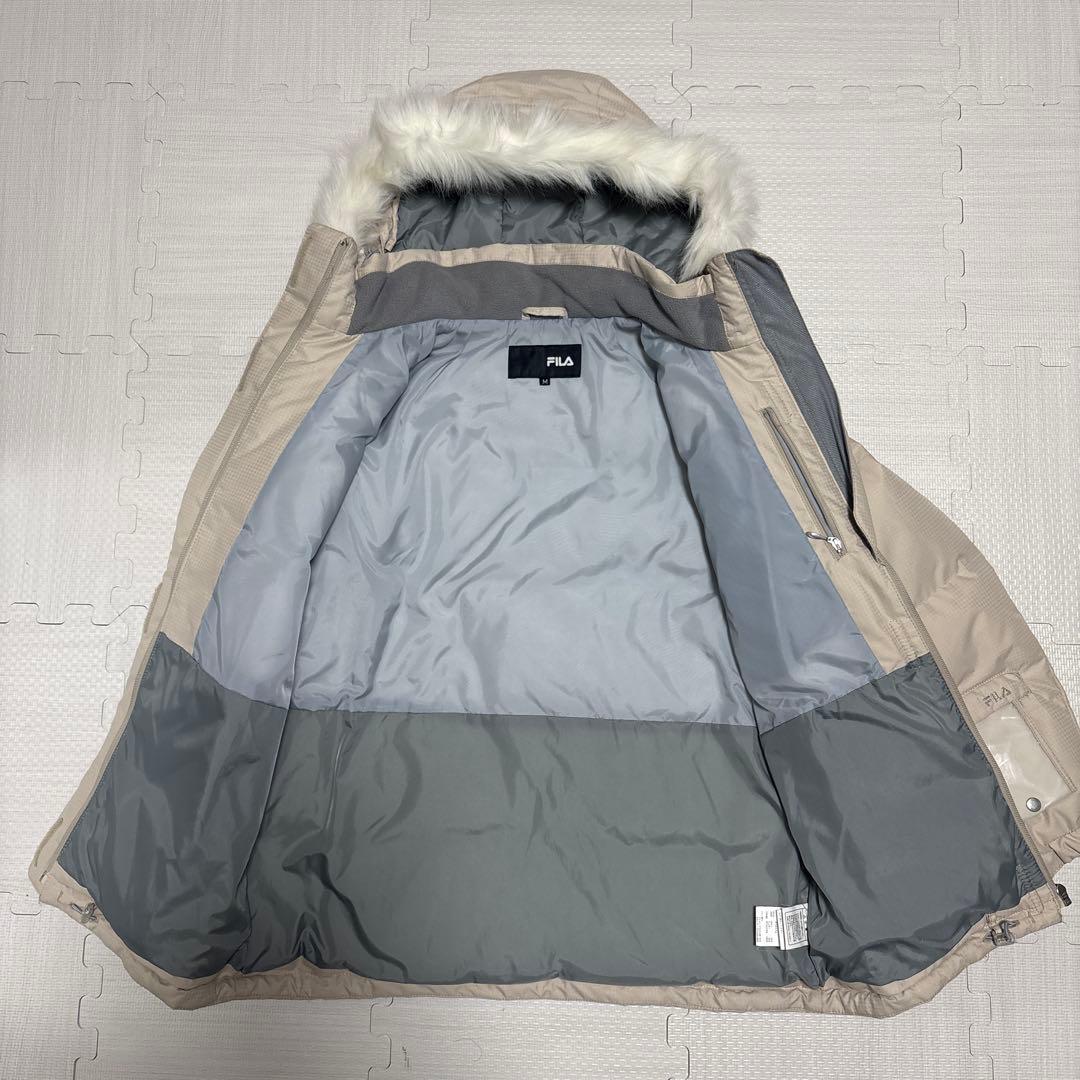 【一度着用】FILA スノーボード　スキーウェア　ファー　チケットケース
