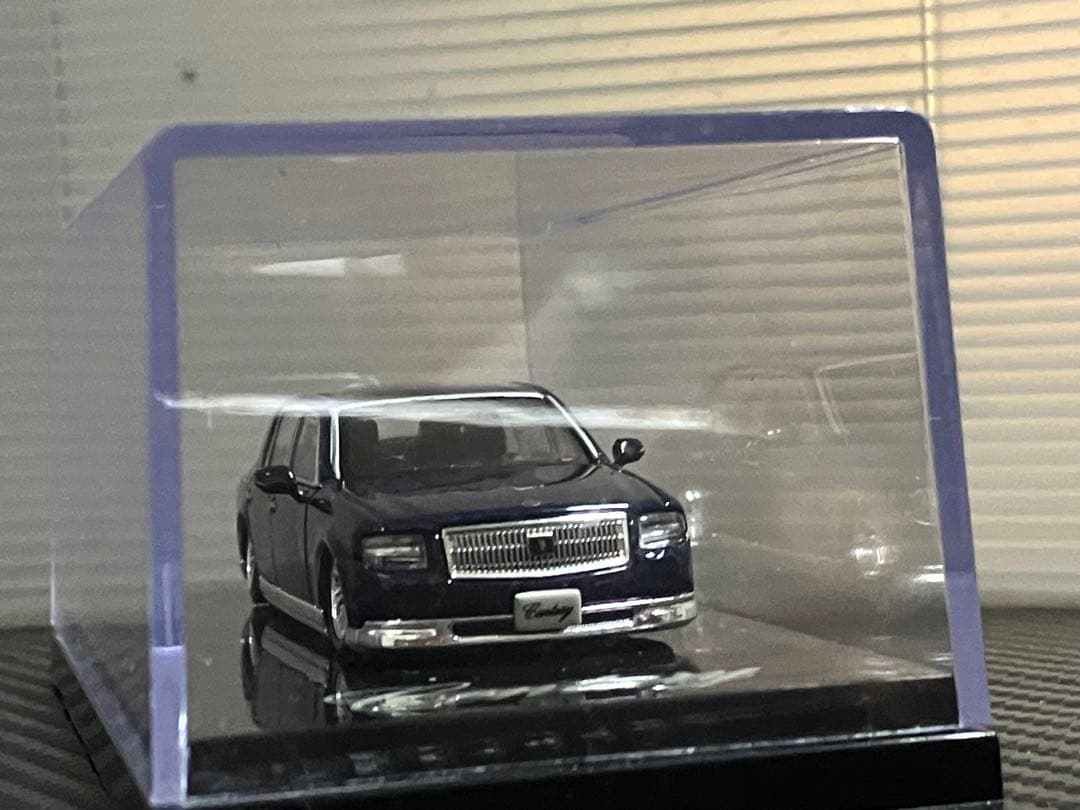 センチュリー　1/64 改造　シャコタン 紺色