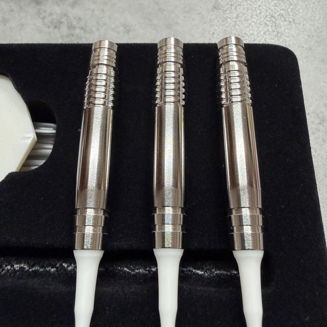 ダーツ DMC Maverick Yumi EX1.5 2BA