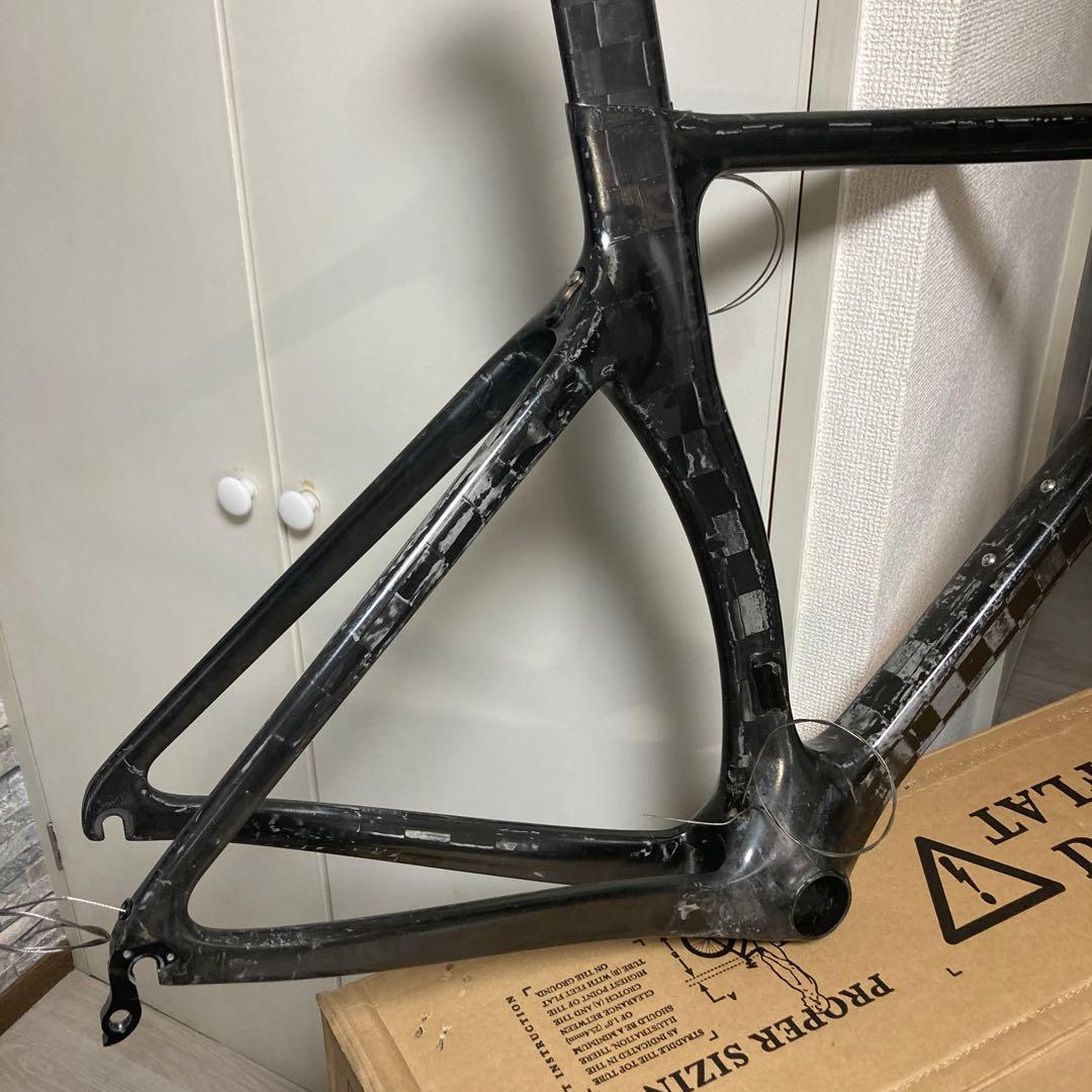 カーボンフレームセット ロードバイク エアロ