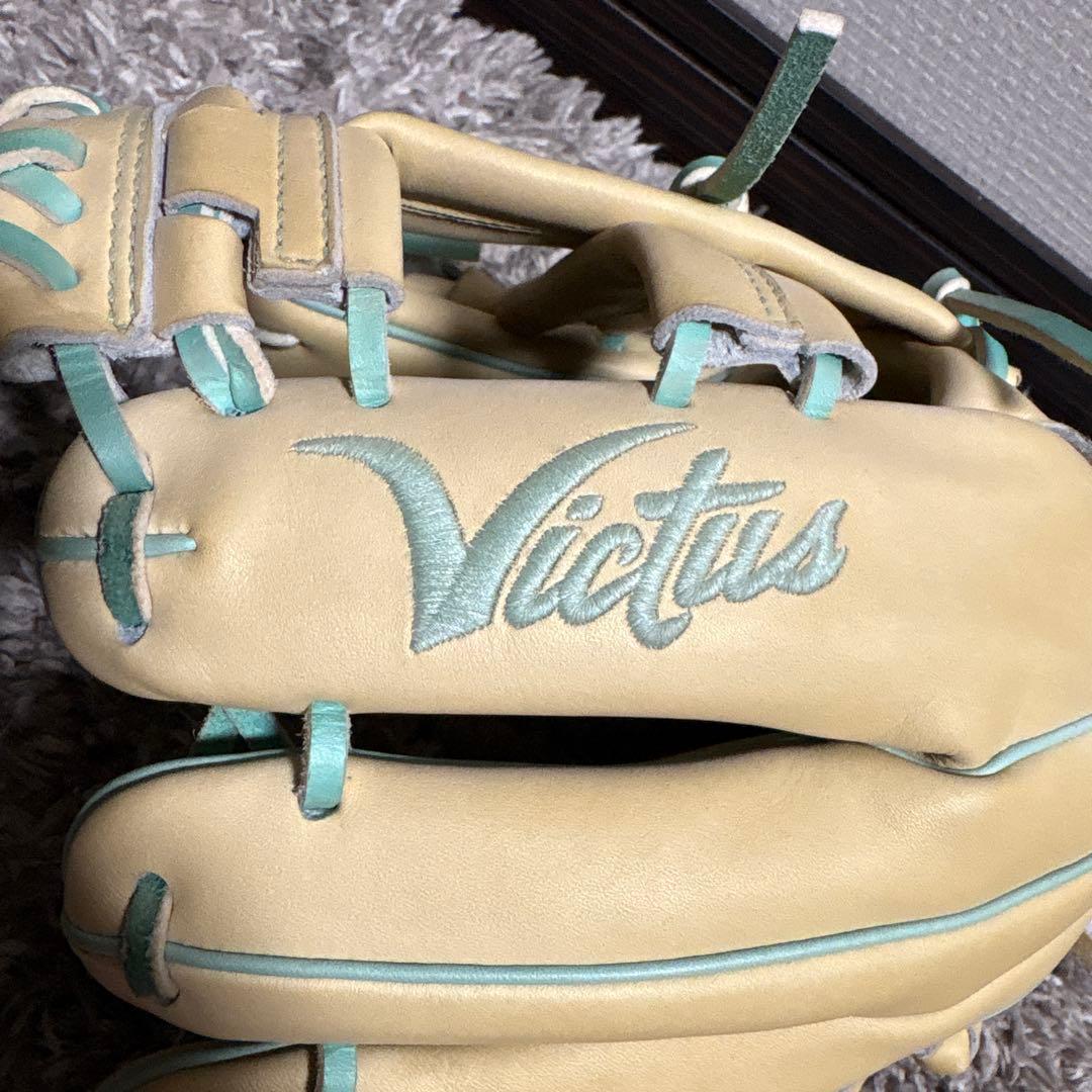 【激レア入手困難】Victus 硬式グローブ 内野手用硬式用