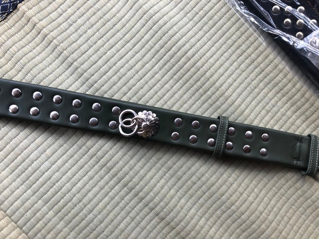 スタッズデザイン　犬　首輪（複数色）大型犬