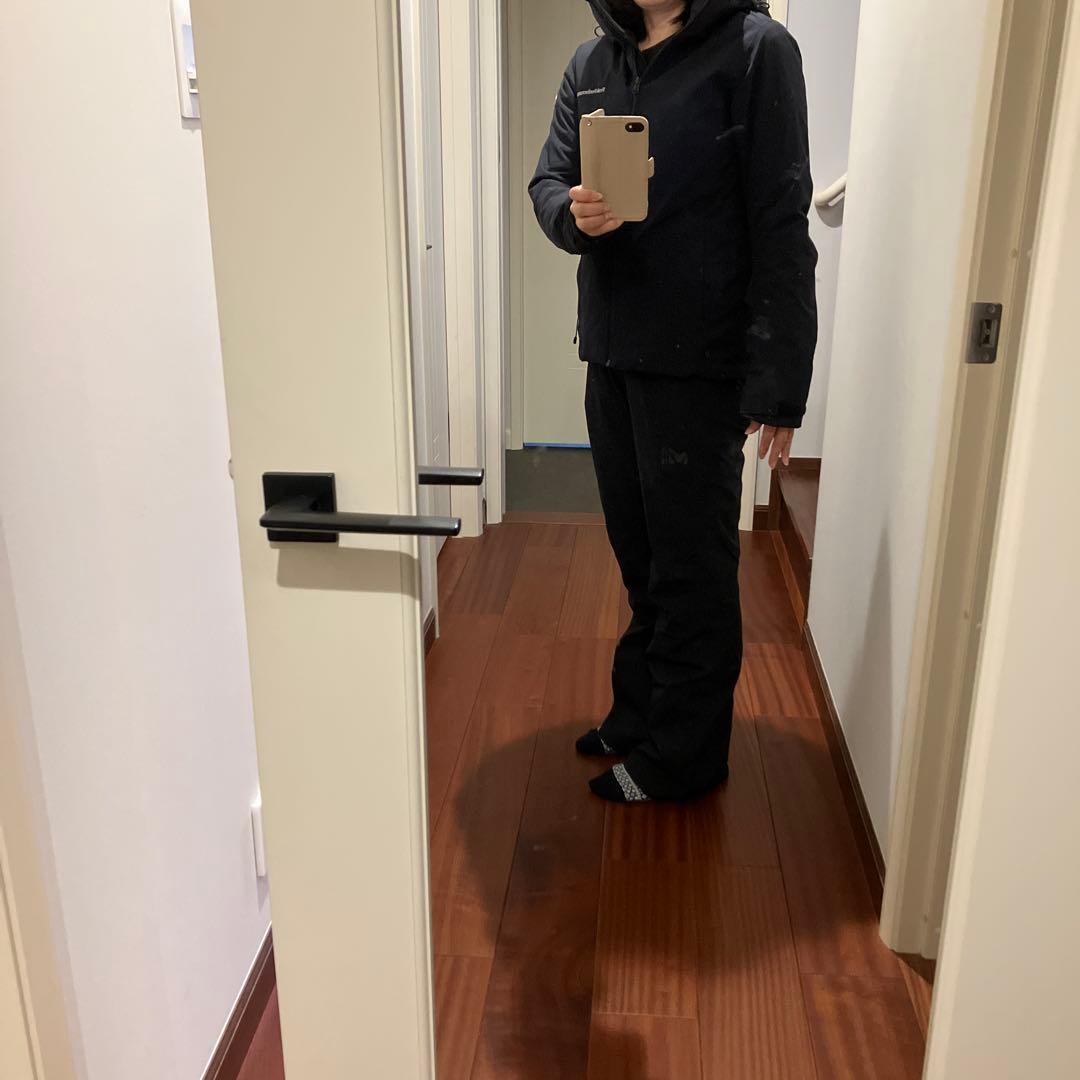 ピークパフォーマンスアニマジャケットとミレー MILLET ナロ II パンツ